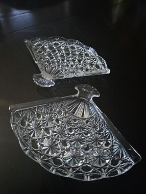 Set Of 2 Vintage Avon Fan Glass Dish